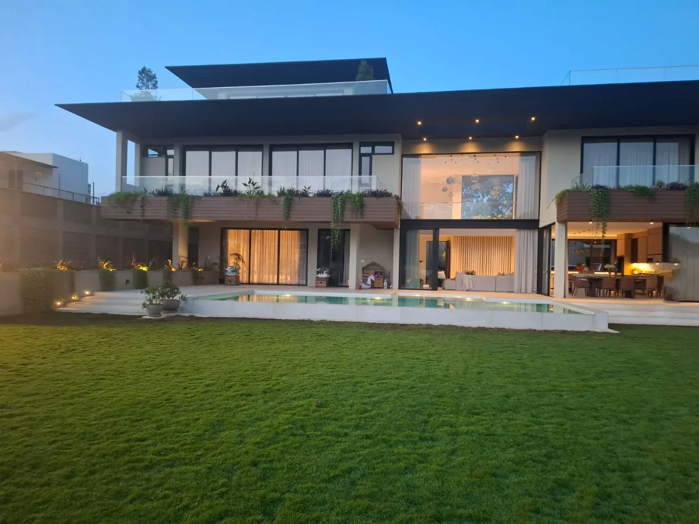 Stand Alone Residence